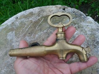 ANTIQUE 1900´s IN SOLID BRASS TAP FAUCET MARKED Nº 6 3