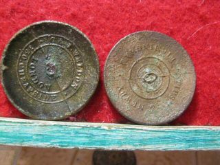 DETECTING FIND 2 LARGE 27MM SIR ROBERT CARR BUTTONS 1636 2