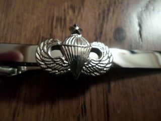 U.  S MILITARY ARMY SENIOR JUMP WINGS TIE BAR TIE TAC CLIP ON STYLE U.  S.  A MADE 3