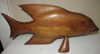 Vintage MID - CENTURY Golden OAK Wood Carved FISH Nautical Beach FISHING Statue 6