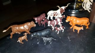23 Ertl Cow Bull & Calves Calf Animal Play Set Figures Country Farm Collectible