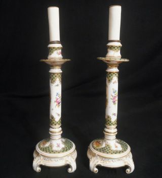 Vintage Depose French Ceramic Porcelain Bedroom Nightstand Boudoir Lamps