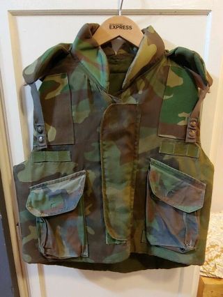 Desert Storm Military Flak Size Medium Body Armor Fragmentation Protective Vest