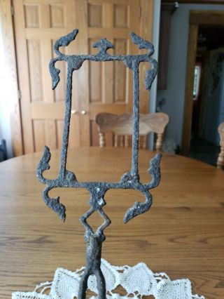 Antique Cast Iron Weathervane Arrow Lightning Rod No Glass Insert Rusty 17.  5 