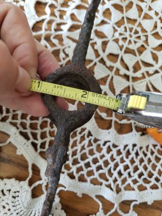 Antique Cast Iron Weathervane Arrow Lightning Rod No Glass Insert Rusty 17.  5 