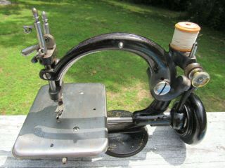 Antique Willcox And Gibbs Glass Tensioner Sewing Machine (1869)