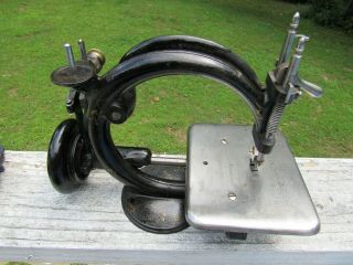 Antique Willcox and Gibbs glass tensioner Sewing Machine (1869) 2