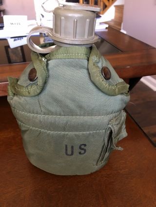 Vintage 1988 Military Issued U.  S.  Army Water Canteen