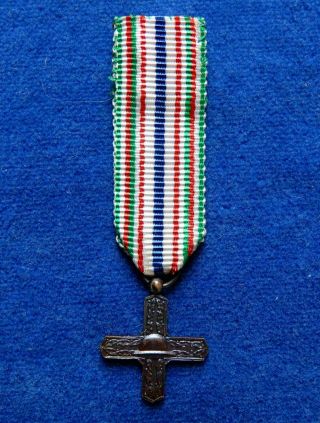 Italy.  Italia.  Miniature Of War Cross.  Medal.  Order.  Orden