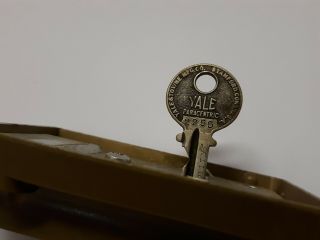 Vintage Yale Door Lock With key Made In England Great Picker Find 3