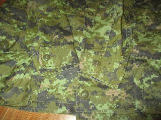 CANADIAN CADPAT ISSUE COMBAT FIELD JACKET,  Very Good 3