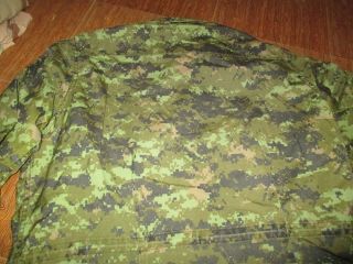 CANADIAN CADPAT ISSUE COMBAT FIELD JACKET,  Very Good 6