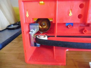 1960s MINI CAR FACTORY Child Guidance Motorized {WORKS} Assembly Line Toy Rare 8