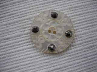 Vintage Small 5/8 " Mop Mother Of Pearl Shell Button Cut Steels,  Sew Thru - P227