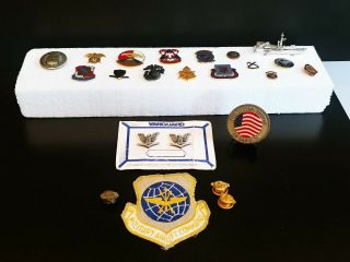 U S Military Pins,  Button,  Patch And Chsallenge Coin - Ww2 To Cold War