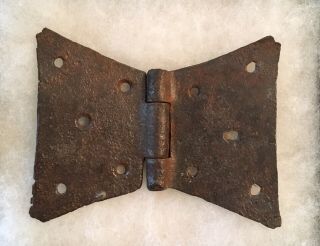 Antique Hand Forged Butterfly Hinge 18th C,  West Virginia.  4 "