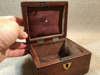 Antique 19th Century Brass Inlaid Mahogany Wood Tea Caddy Box 6
