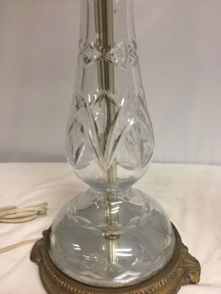 ANTIQUE VTG BRILLIANT CUT CRYSTAL GLASS REGENCY 22” H TABLE LAMP BRASS KEY —VGC 2
