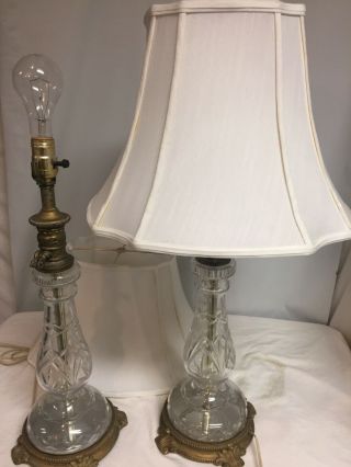 ANTIQUE VTG BRILLIANT CUT CRYSTAL GLASS REGENCY 22” H TABLE LAMP BRASS KEY —VGC 8