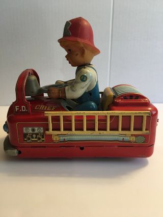 Vintage Fire Truck Battery Op.  Fire Chief 1960 ' s Tin Japanese Modern Toys 2