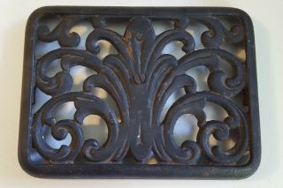 Antique Victorian Ornate Cast Iron Floor Fireplace Grille Heat Grate Register