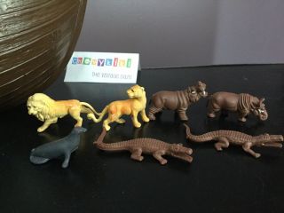 Vtg Arco Noah’s Ark & 26 Animals Noah Figure Laramie Plastic Hong Kong Toys 3