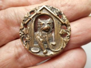 Dog In The Doghouse Medium Antique Brass Pierced Buttons 1 - 1/8 "