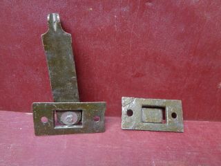 1 RARE MORE AVAIL NOS ANTIQUE SHUTTER BAR JELLY CABINET LATCH 1880 ' s 001 5
