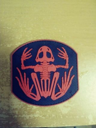 Skeleton Frog Navy Seal 3d Pvc Tactical Badge Morale Military Red Rubber Patch