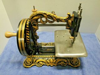 ANTIQUE NEWTON WILSON PRINCESS OF WHALES SEWING MACHINE EXC,  COND 2