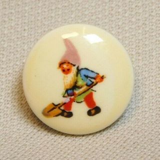 Small Vintage Button Gnome On Early Plastic D9