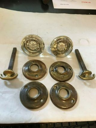 2 ANTIQUE BRASS & GLASS CLOSET DOOR KNOBS WITH ROD SHAFT SPINDLE & INSIDE KNOB 3