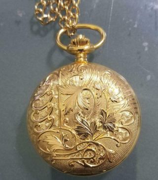 Vintage Angelus Gold - Plated Incabloc Pocket Watch With 17 Jewels (runs Well)