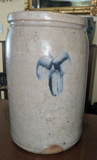 Antique American Salt Glaze Blue Decorated Crock Mid - Atlantic 1 1/2 Gallons.