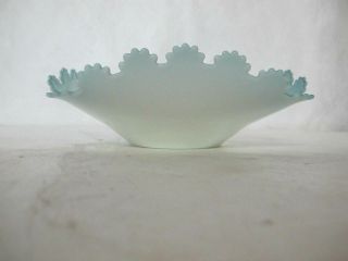 BRILLIANT BABY BLUE AND WHITE VICTORIAN CASED GLASS BOWL 2