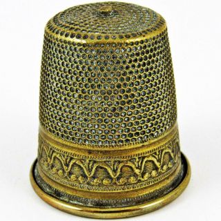 ANTIQUE THIMBLE FIGURAL BRASS WIND - UP SEWING TAPE MEASURE AS/IS MISSING FINIAL 2
