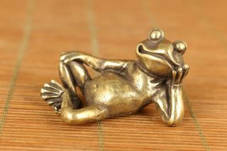Mini Asain Old Bronze Hand Carving Frog Figure Statue Netsuke Noble Gift