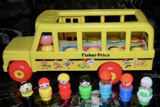 Vintage Fisher Price Family Little People Play School Bus With 7 Wood Figures