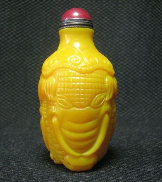 Tradition Chinese Glass Carve Elephant head Design Snuff Bottle.  。。。/////////// 3