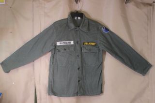 Vietnam Era U.  S Army Olive Shirt W Patch & Tomahawk Emblem On Shoulder Read 4 Sz