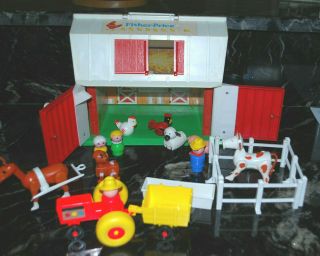 Vintage Fisher Price Family Play Farm With Barn And Accessories 1967