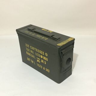 Vintage Military/army Ammo Box Metal 200 Cartridges 7.  62mm Nato M80 Mg M60 M73
