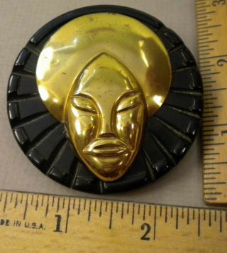 Art Deco Oriental Head Button,  1920s Brass On Bakelite,  Very Large