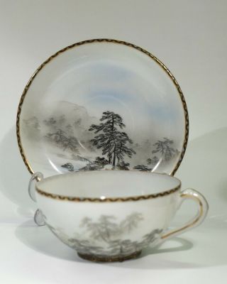 Antique Japanese Late Meiji Period Porcelain Cup & Saucer. 2