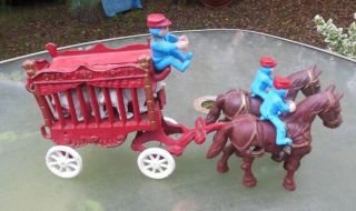 Overland Circus Horse Drawn Wagon,  Driver & Bears