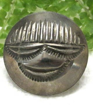 Fabulous Vintage Silver Concho Button W/ Abstract Smiling Face A70