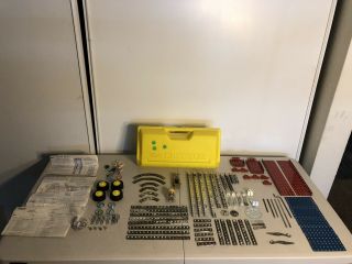 1976 Gabriel Erector Set With Erector Screwdriver Yellow - Counted