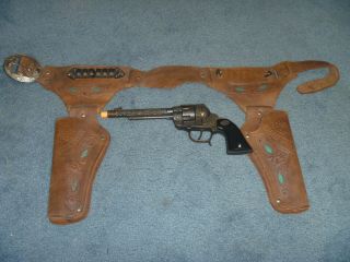 Vintage Wagon Train 44 Cap Gun And Wagon Train Double Holster And 1