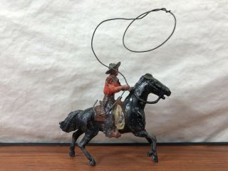 Old Western Wild West Vintage Britains Die - Cast Metal Cowboy Roping Figurine Toy