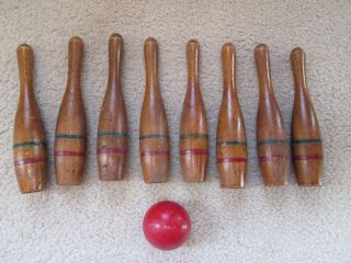 Antique Vtg 7 1/4 " Wood Skittle Striped 8 Bowling Pins & Ball
